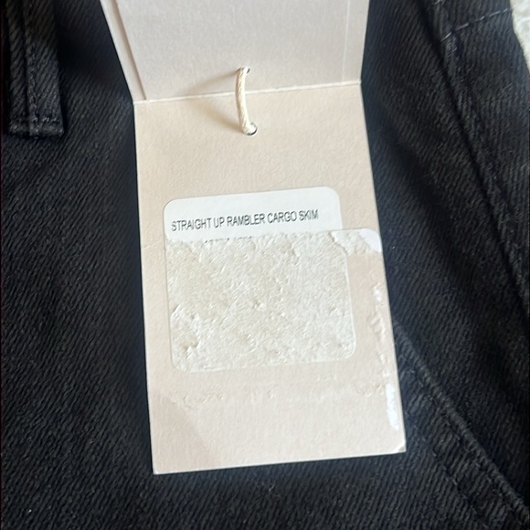 Mother Straight‎ Up Rambler Cargo Skim Jeans Black Size 33 NWT - Picture 9 of 15